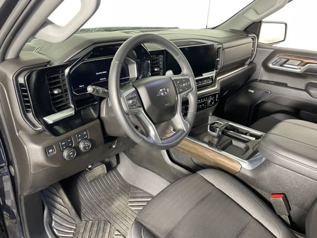 Used 2024 Chevrolet Silverado 1500 RST Truck Crew Cab