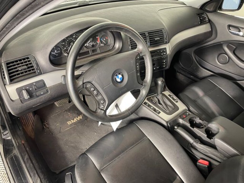 Used 2003 BMW 325i Sedan