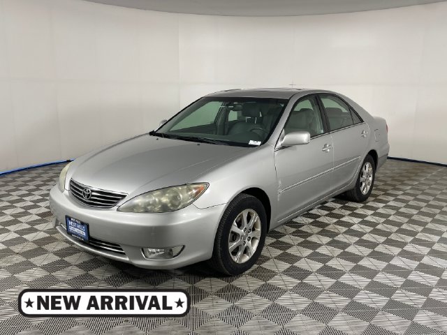 Used 2006 Toyota Camry LE V6 Sedan