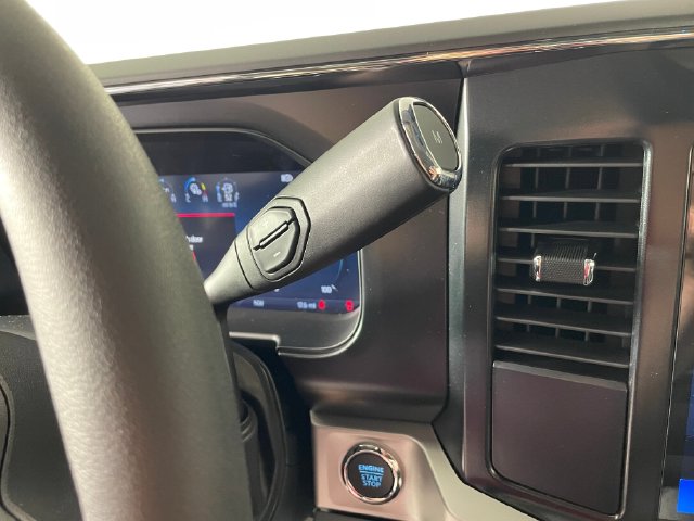 New 2027 Ford F-250 XLT Truck Crew Cab
