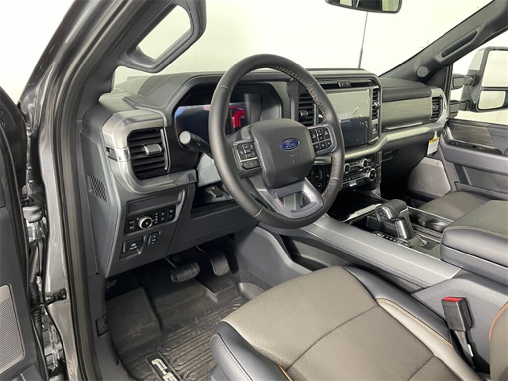 New 2025 Ford F-150 Lariat Truck SuperCrew Cab