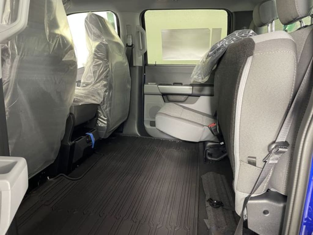 New 2026 Ford F-250 XL Truck Crew Cab