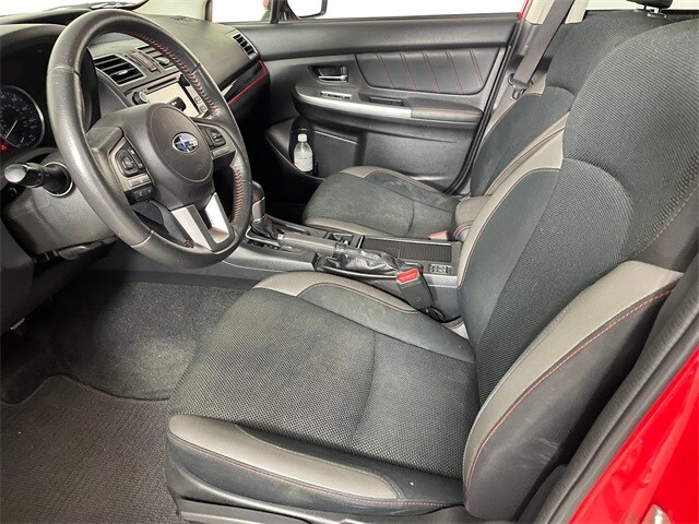 2017 Subaru Crosstrek 2.0i Premium photo 2