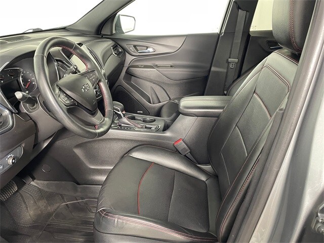 2023 Chevrolet Equinox RS photo 2