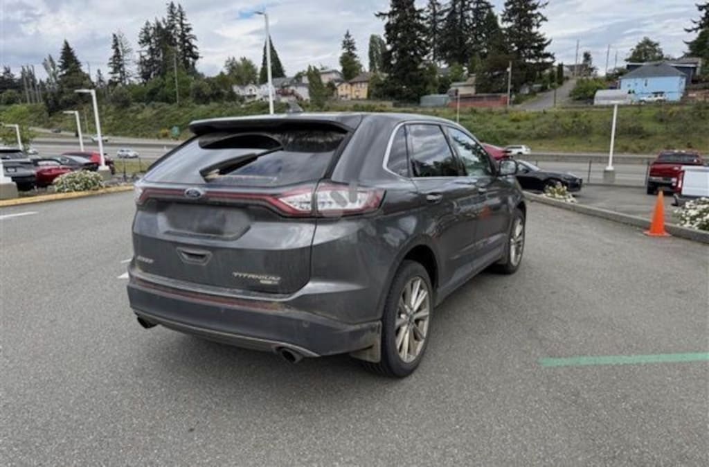Used 2018 Ford Edge Titanium SUV