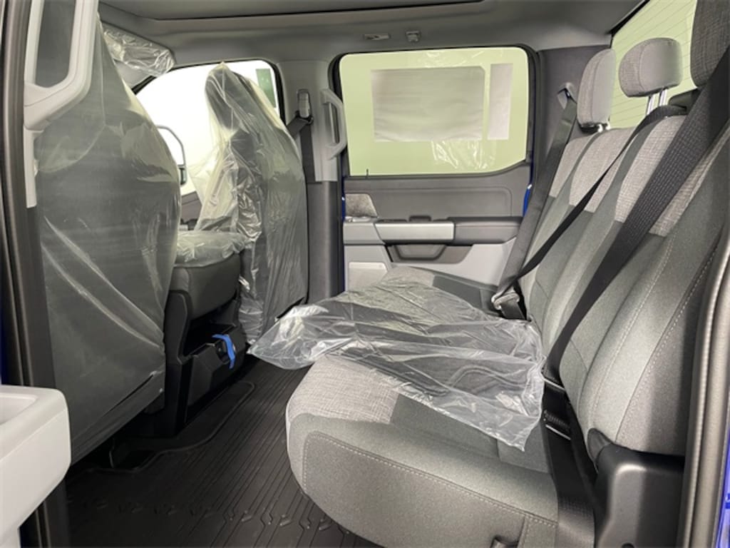 New 2026 Ford F-350 XLT Truck Crew Cab