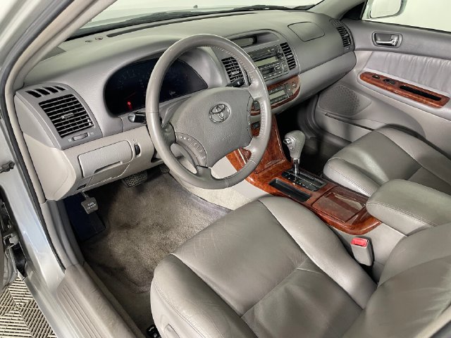 Used 2006 Toyota Camry LE V6 Sedan