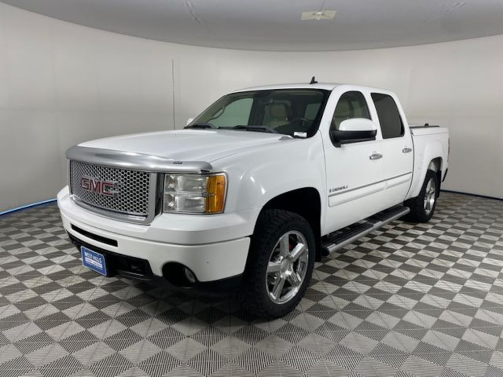 Used 2007 GMC Sierra 1500 Denali Truck Crew Cab