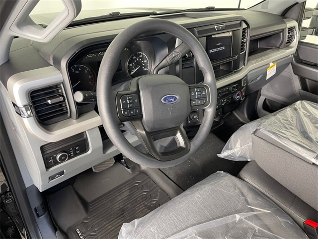New 2026 Ford F-350 XL Truck Crew Cab