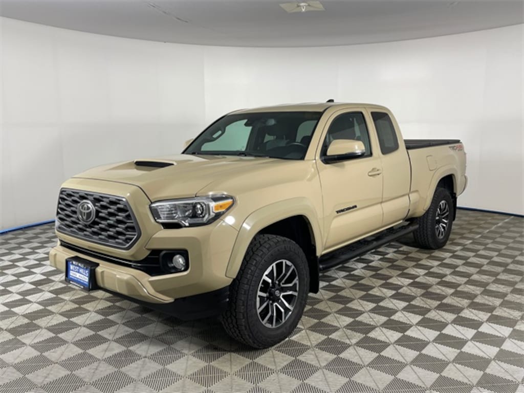 Used 2020 Toyota Tacoma  Truck Access Cab