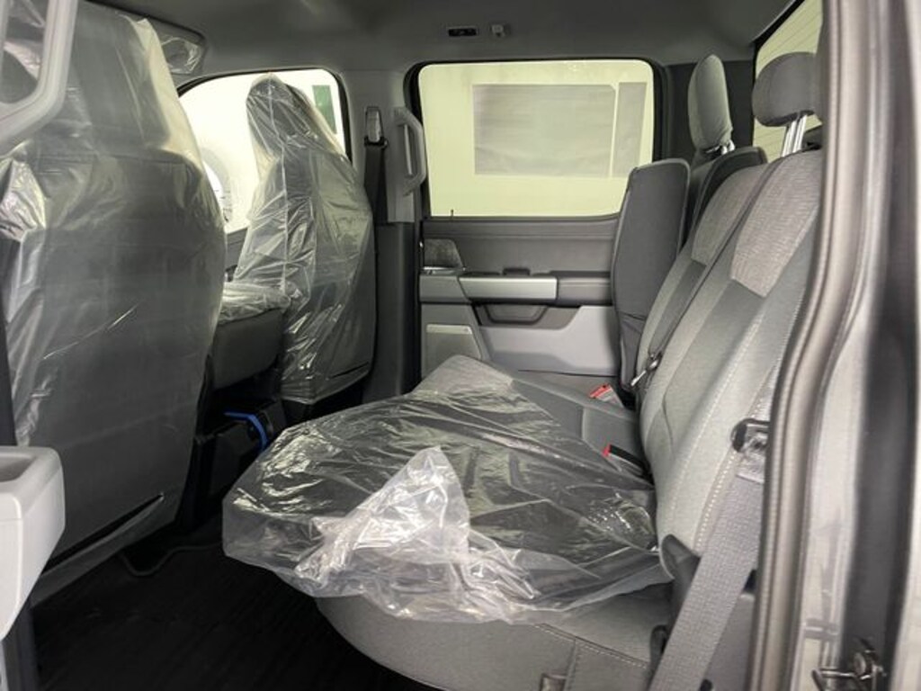 New 2026 Ford F-250 XLT Truck Crew Cab