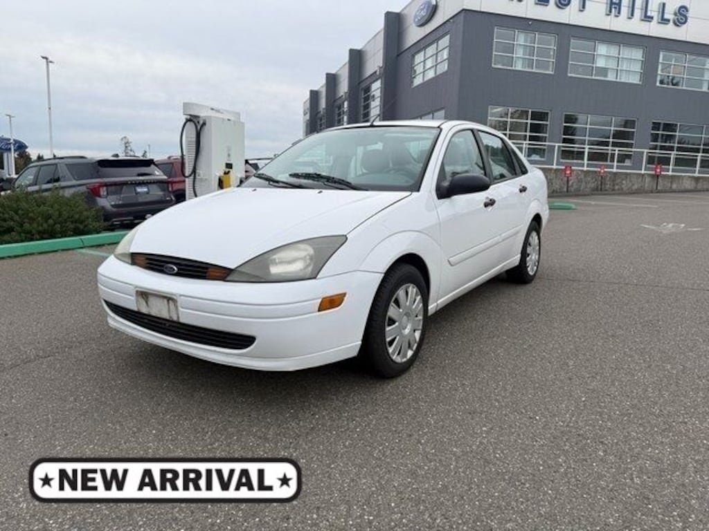 Used 2004 Ford Focus SE Sedan