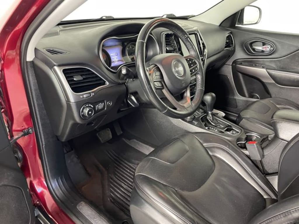 Used 2019 Jeep Cherokee Limited 4x4 SUV