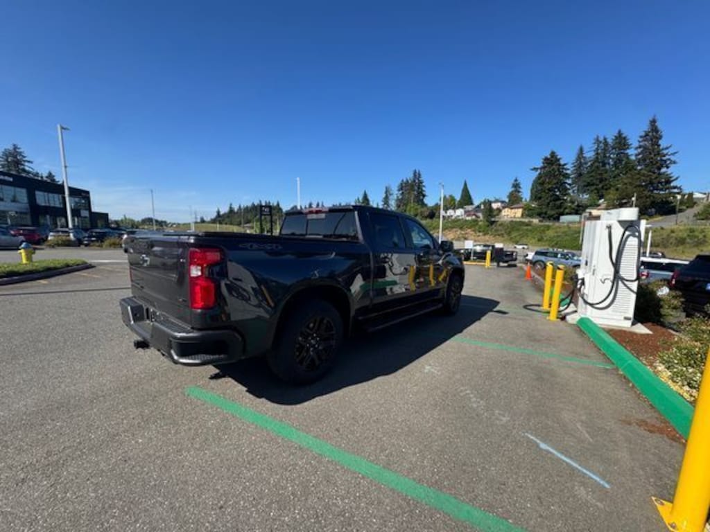 Used 2024 Chevrolet Silverado 1500 RST Truck Crew Cab