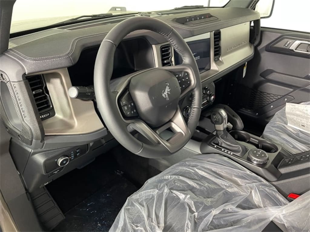 New 2025 Ford Bronco Outer Banks SUV