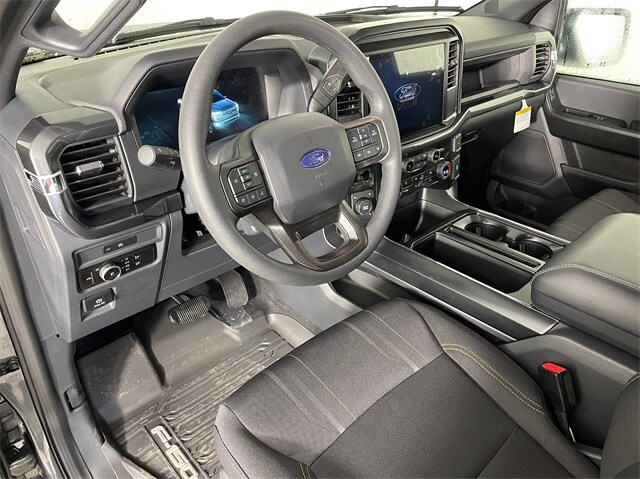 2025 Ford F-150 STX photo 2