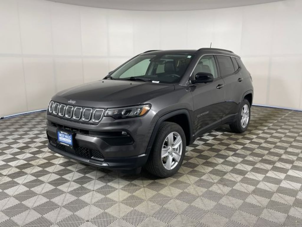 Used 2022 Jeep Compass Latitude SUV