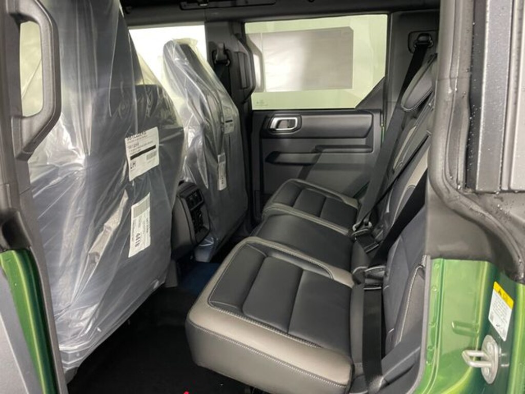 New 2025 Ford Bronco Outer Banks SUV