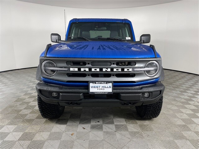 2024 Ford Bronco Big Bend photo 2