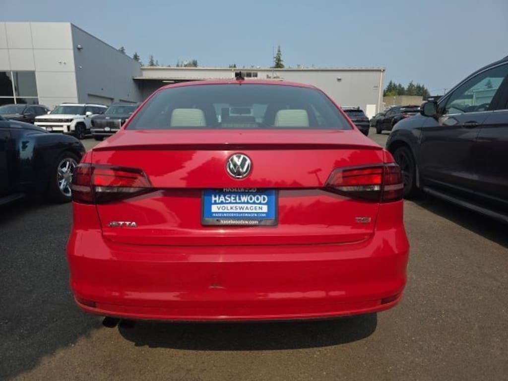 Used 2016 Volkswagen Jetta 1.8T Sport Automatic Sedan