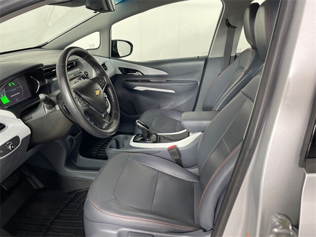 2018 Chevrolet Bolt EV Premier photo 2