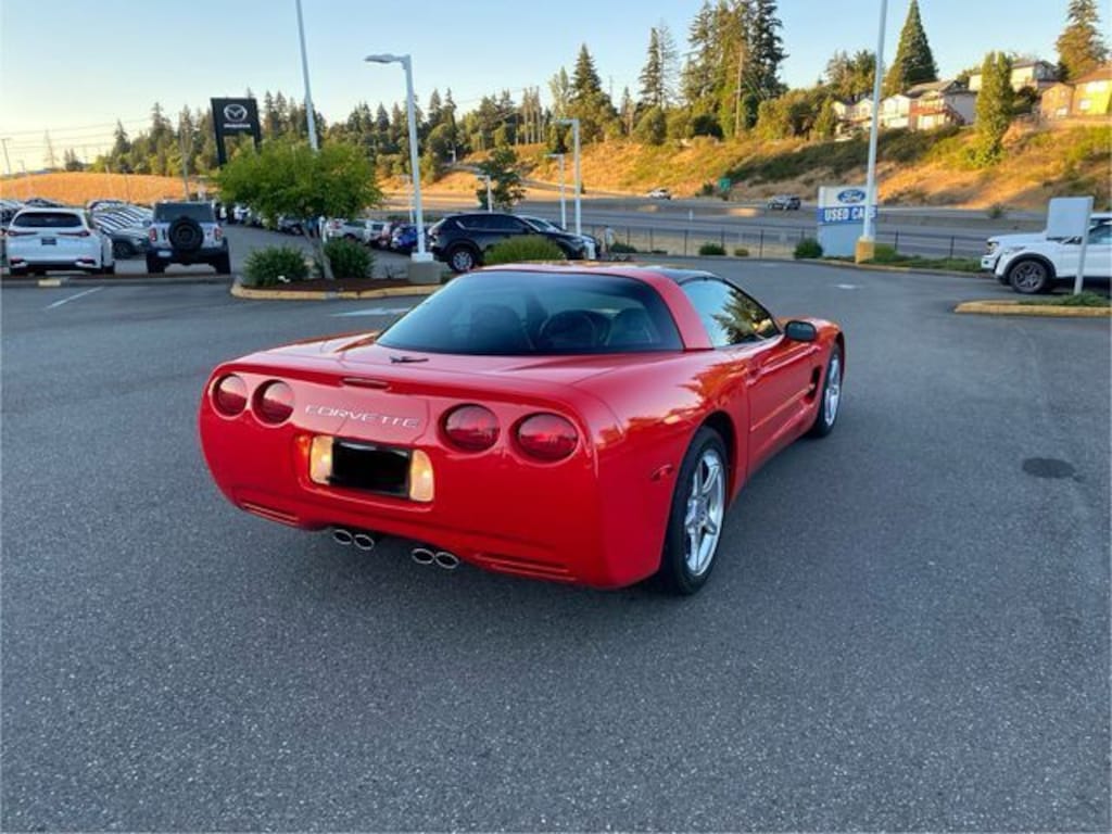 Used 2004 Chevrolet Corvette Base Coupe