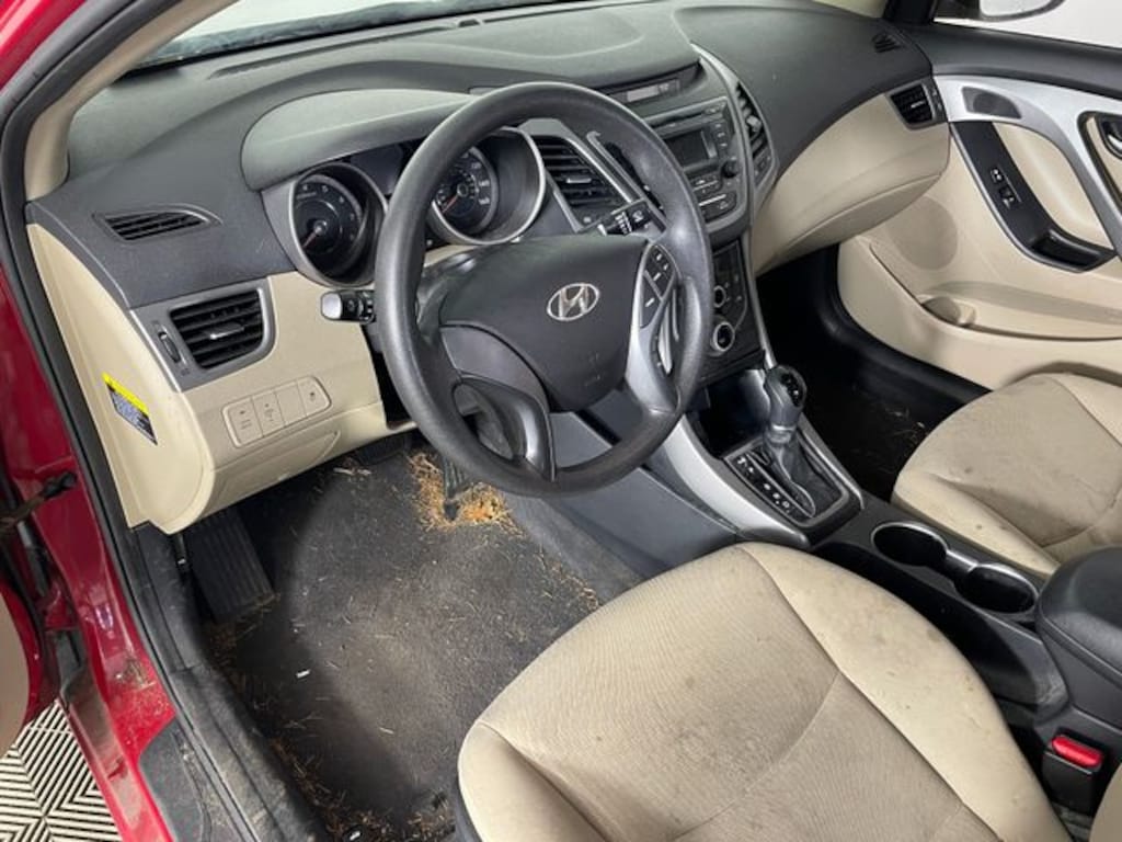 Used 2016 Hyundai Elantra SE Sedan