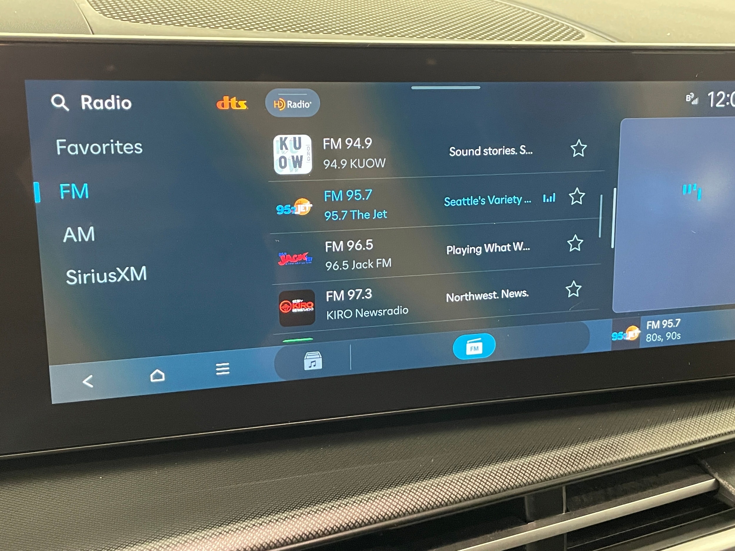 2025 Hyundai Santa Fe SEL photo 6