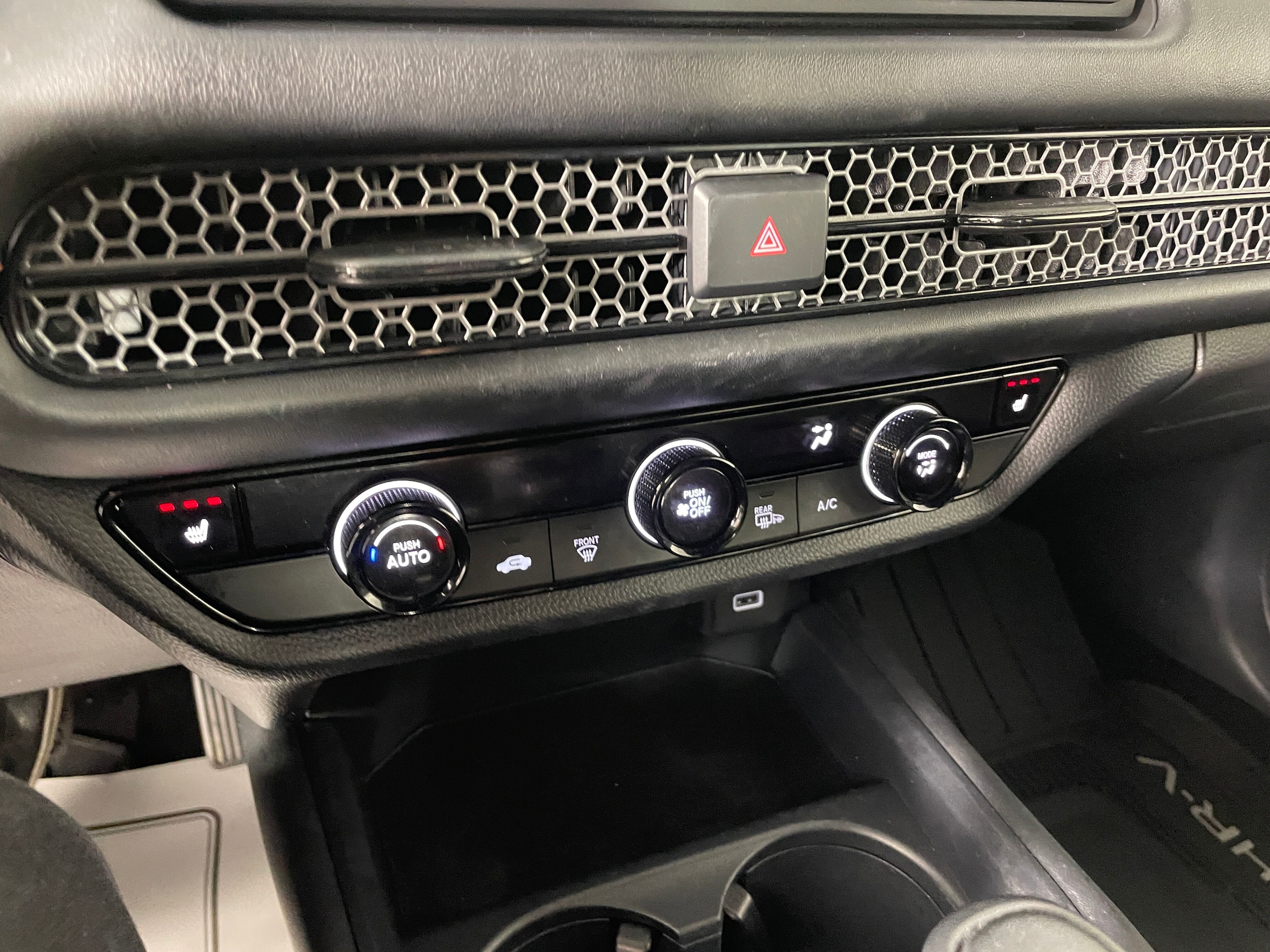 2024 Honda HR-V Sport w/BSI photo 6