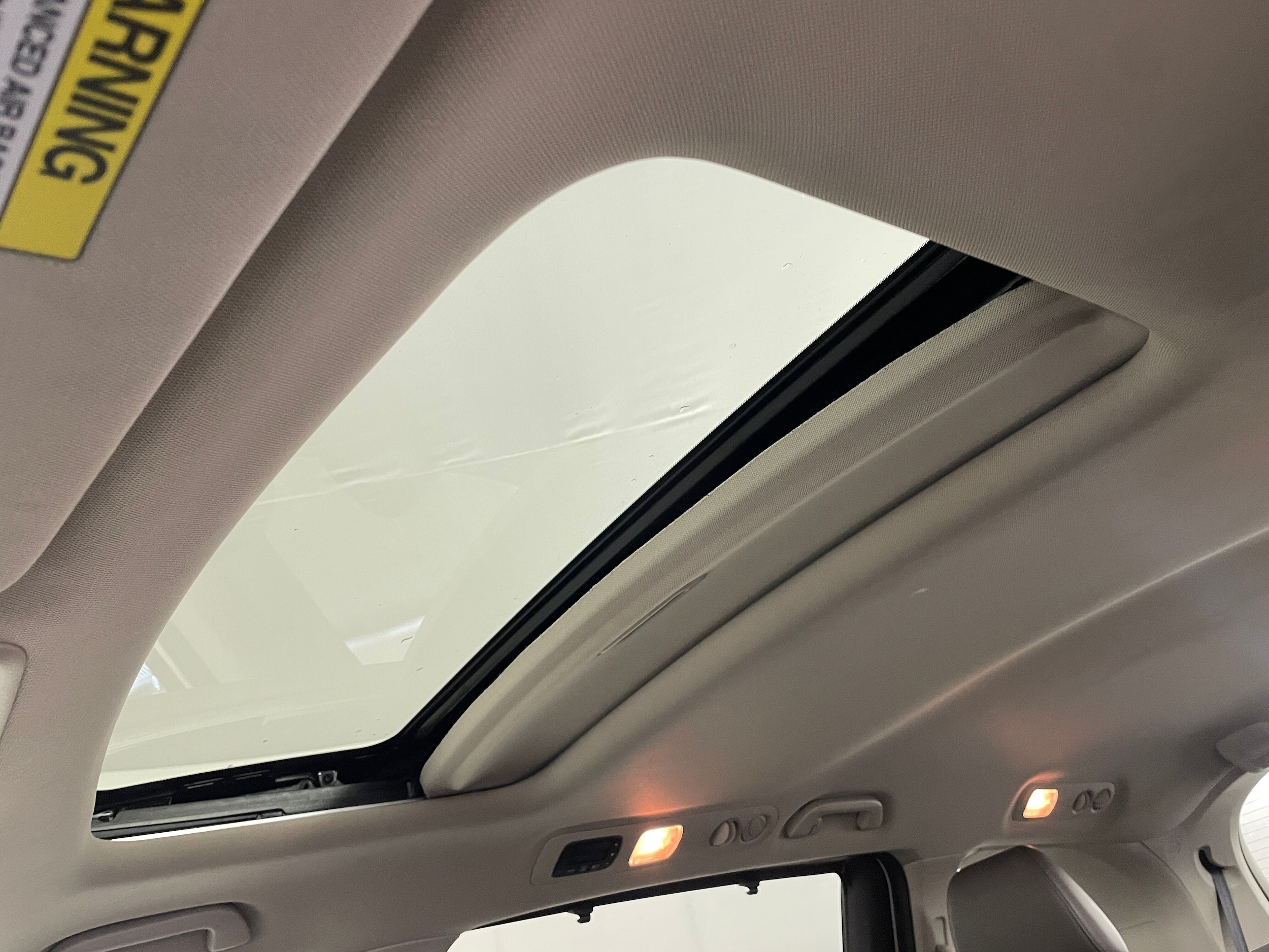 2016 Honda Odyssey EX-L - Photo 11