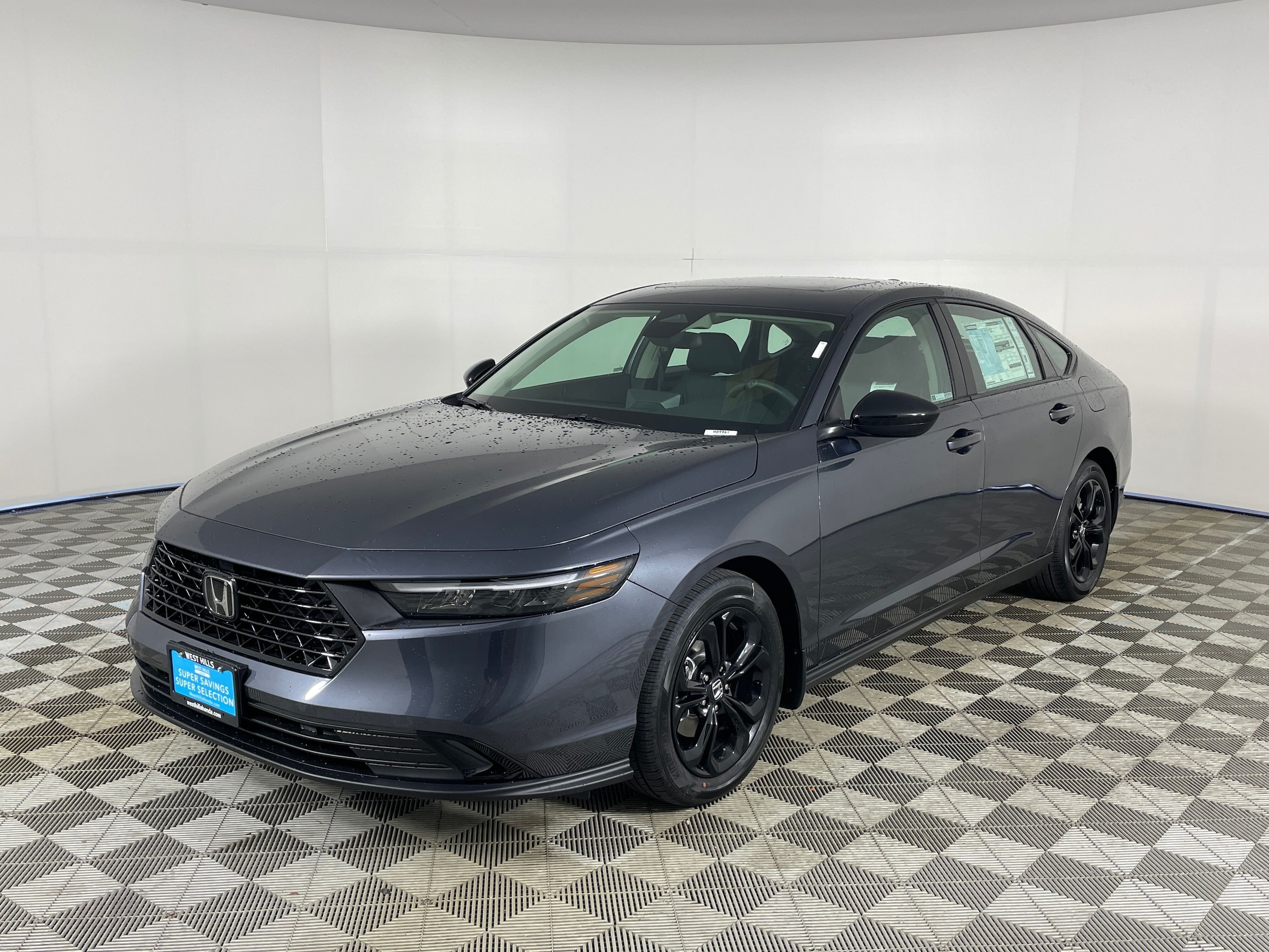 2025 Honda Accord SE's photo