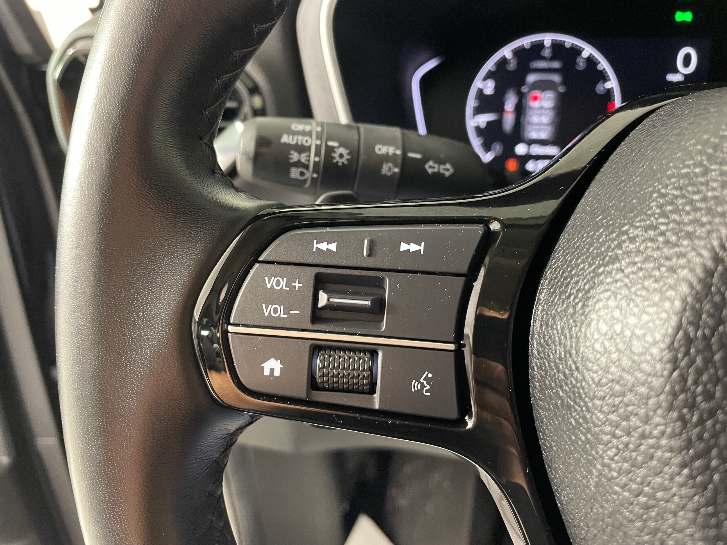 2024 Honda Pilot EX-L - Photo 12
