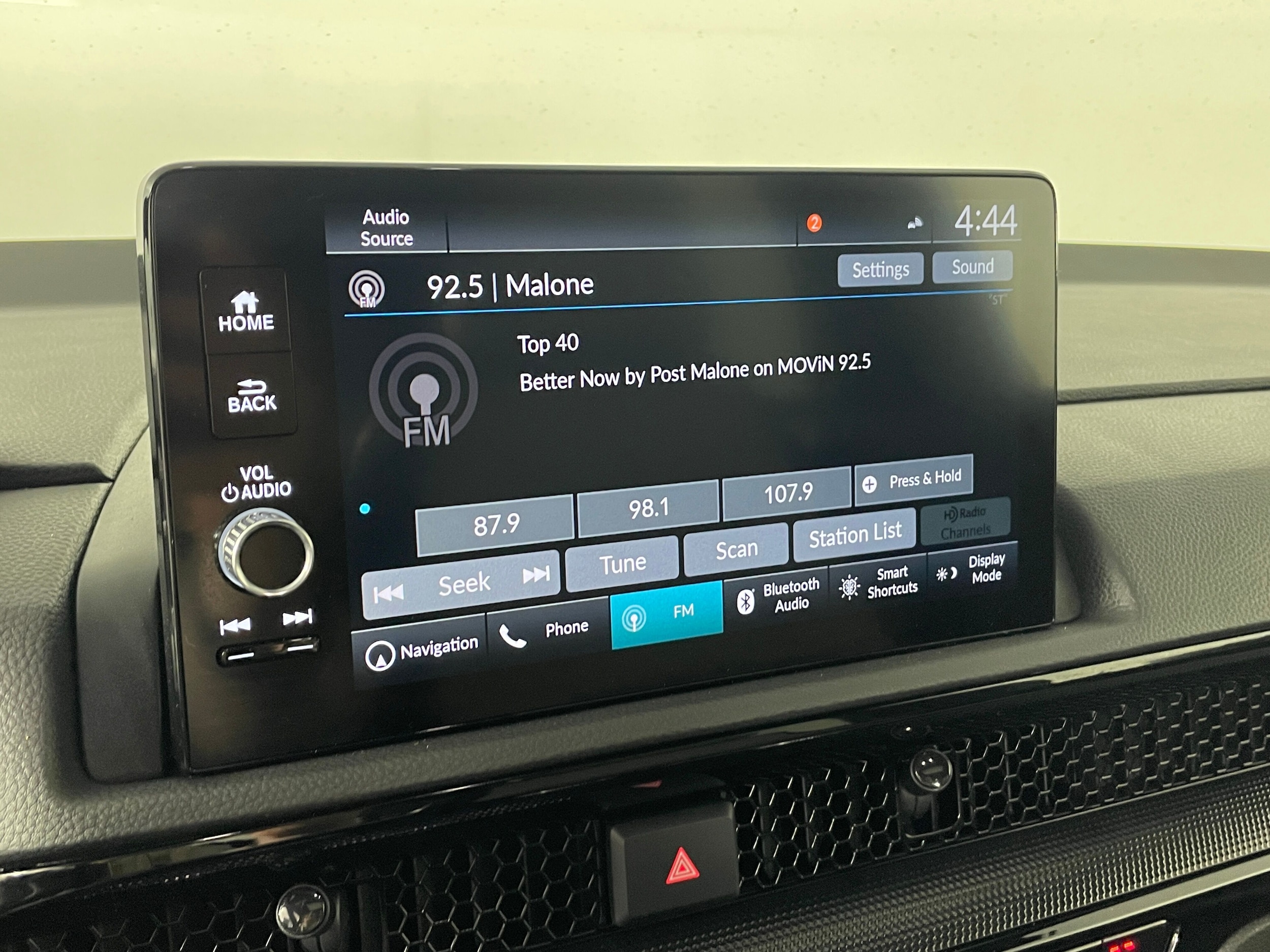 2024 Honda CR-V Hybrid Sport Touring photo 6