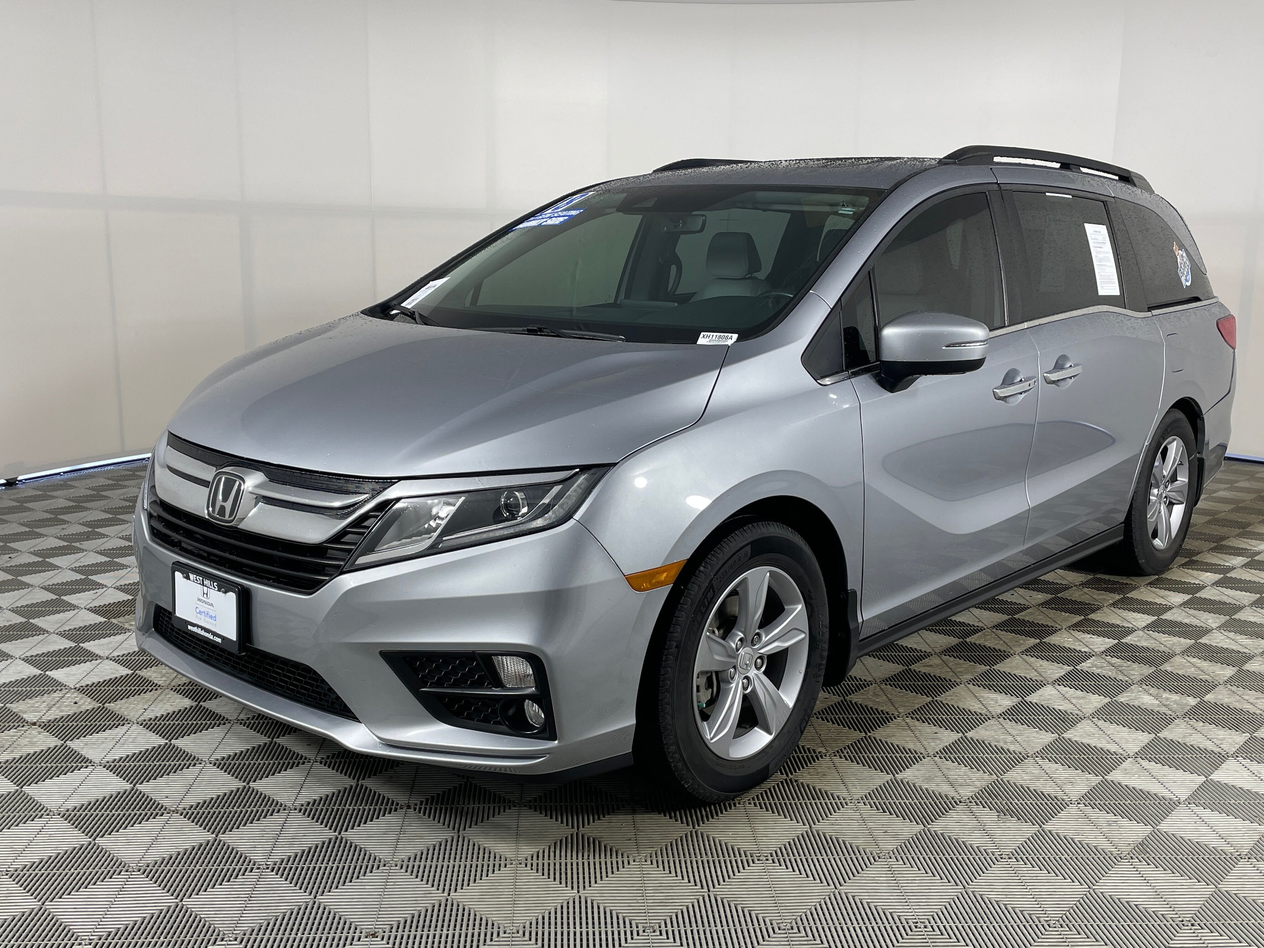 2018 Honda Odyssey EX-L with RES & Navigation's photo