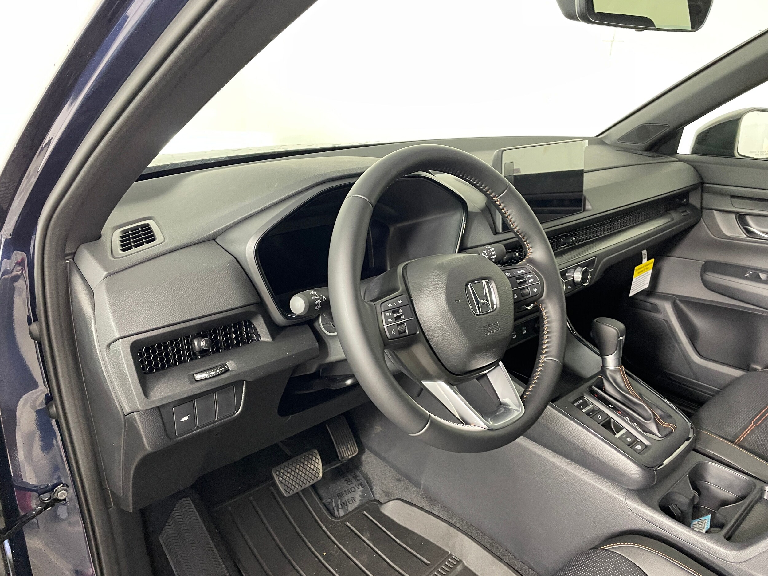 2026 Honda CR-V Hybrid Sport-L photo 2