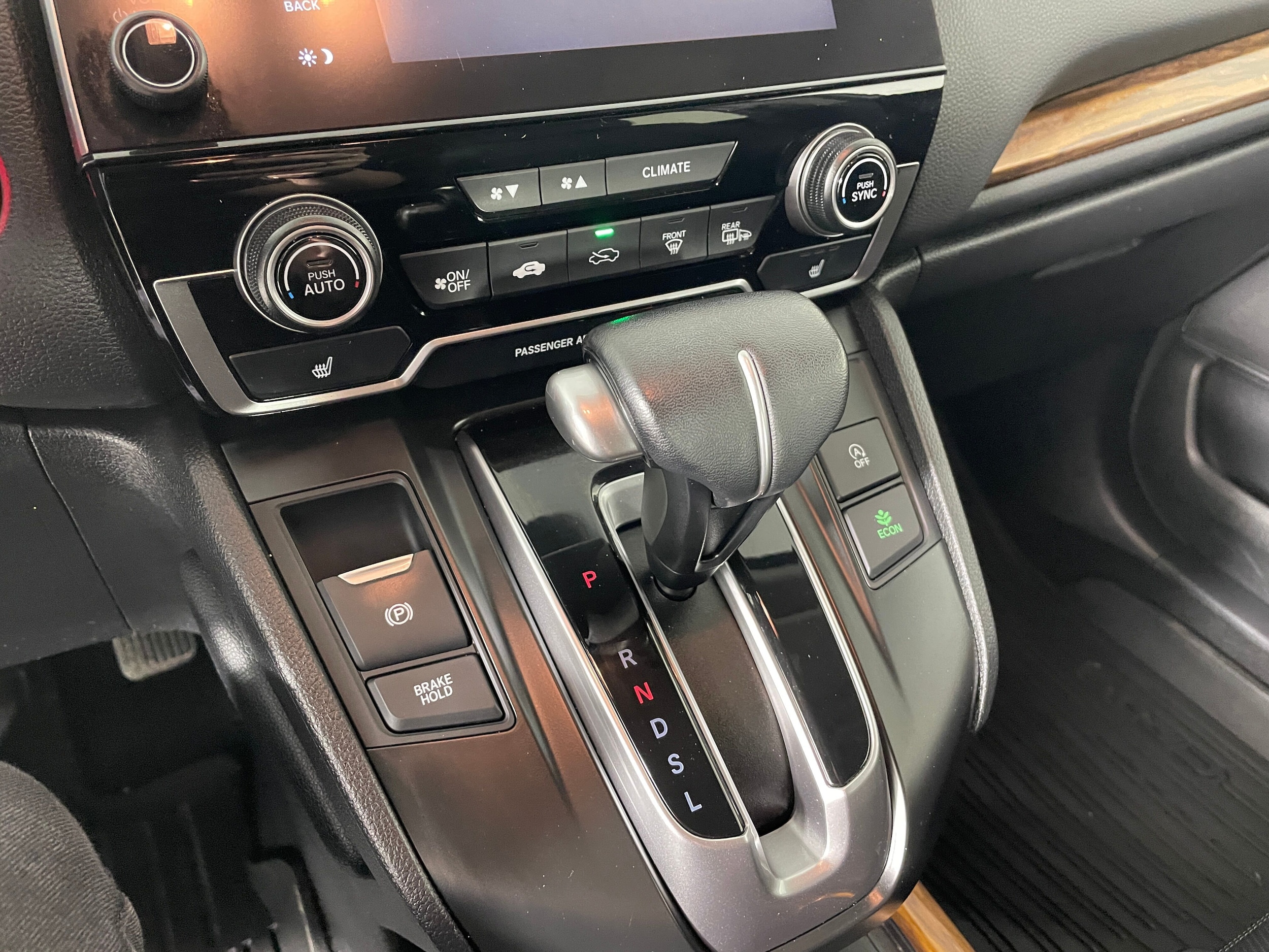 2021 Honda CR-V Touring AWD photo 3