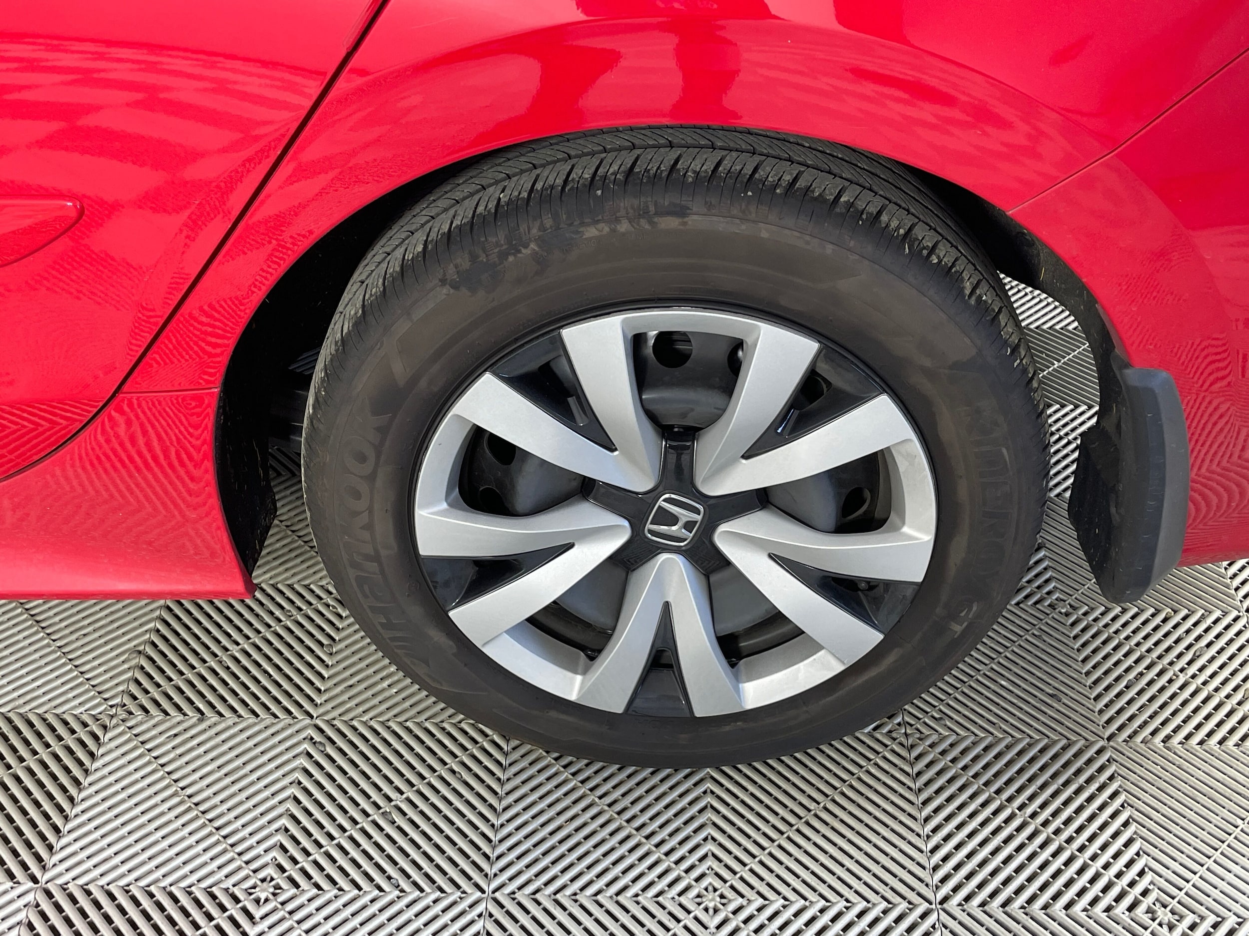 2023 Honda Civic LX - Photo 13