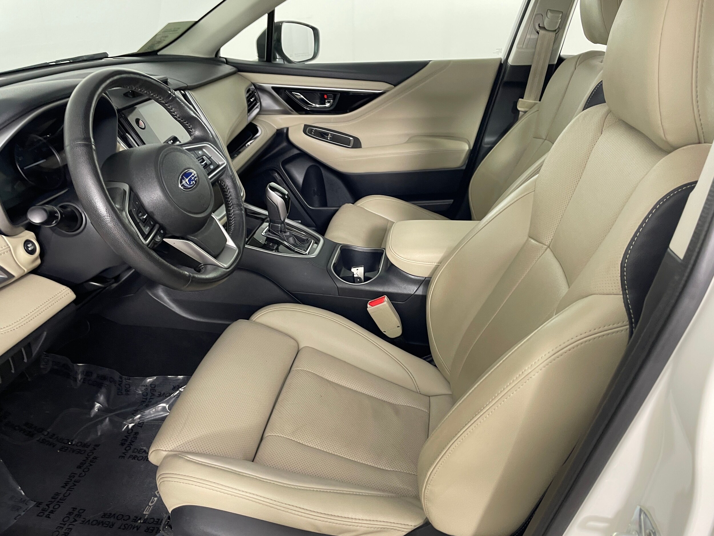 2022 Subaru Legacy Limited photo 2