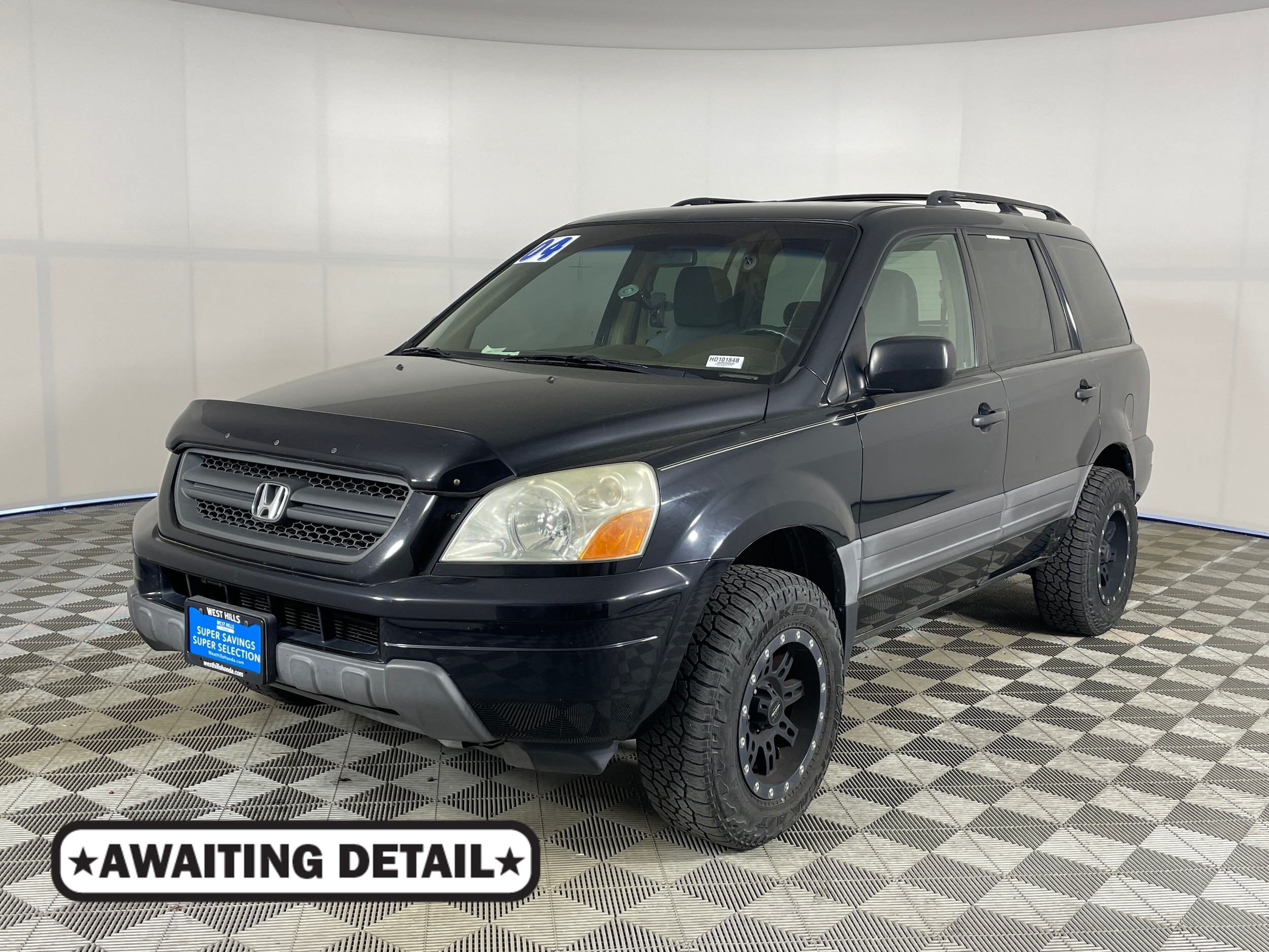 2004 Honda Pilot LX's photo