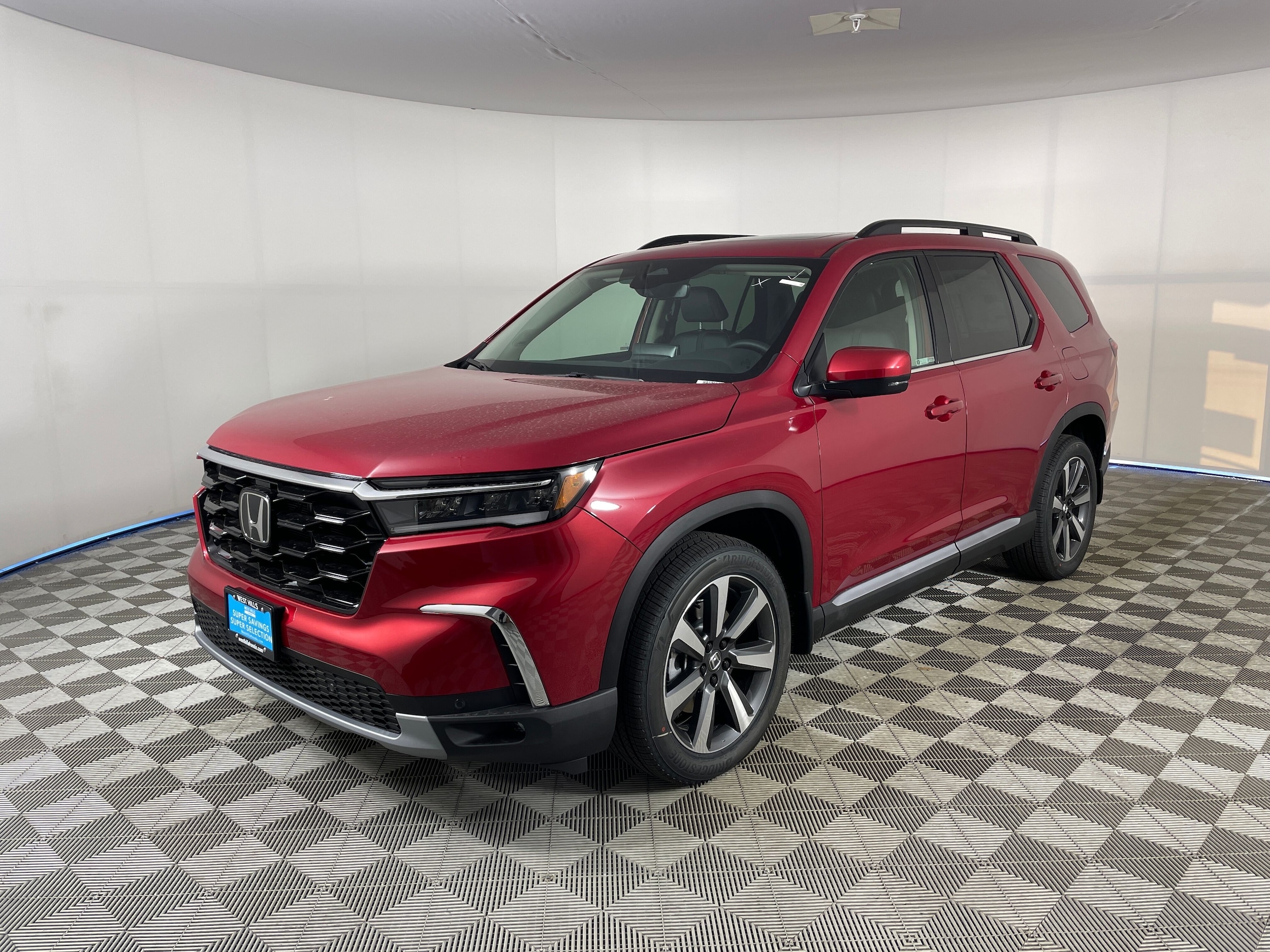 2025 Honda Pilot Touring's photo