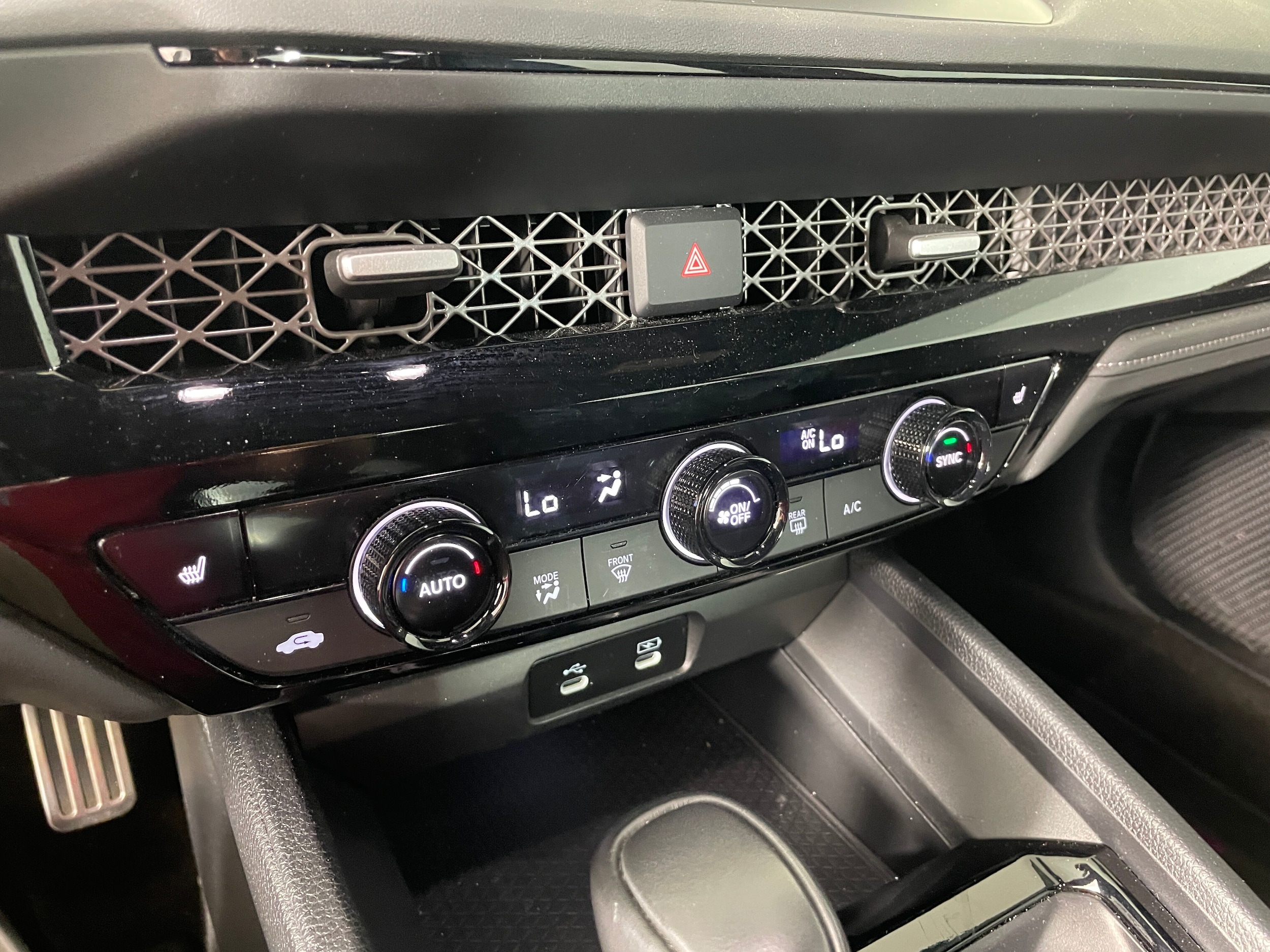 2024 Honda Accord Hybrid Sport-L - Photo 8