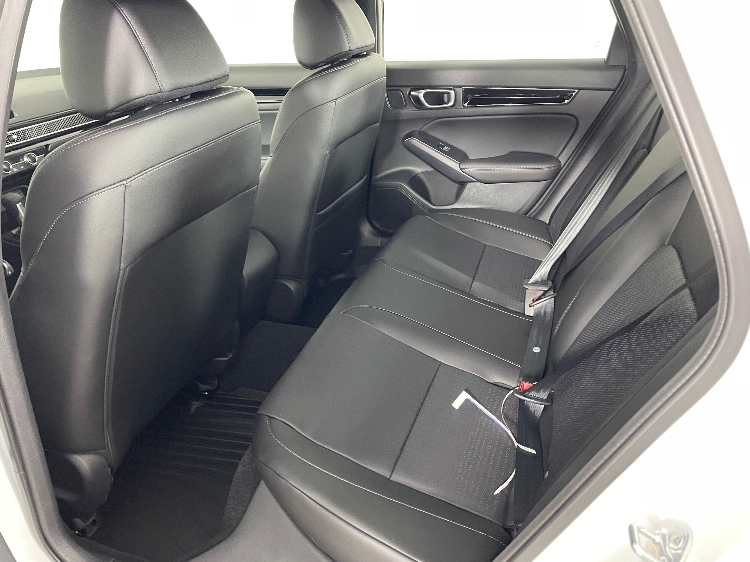 2026 Honda Civic Hybrid Sport Touring photo 4