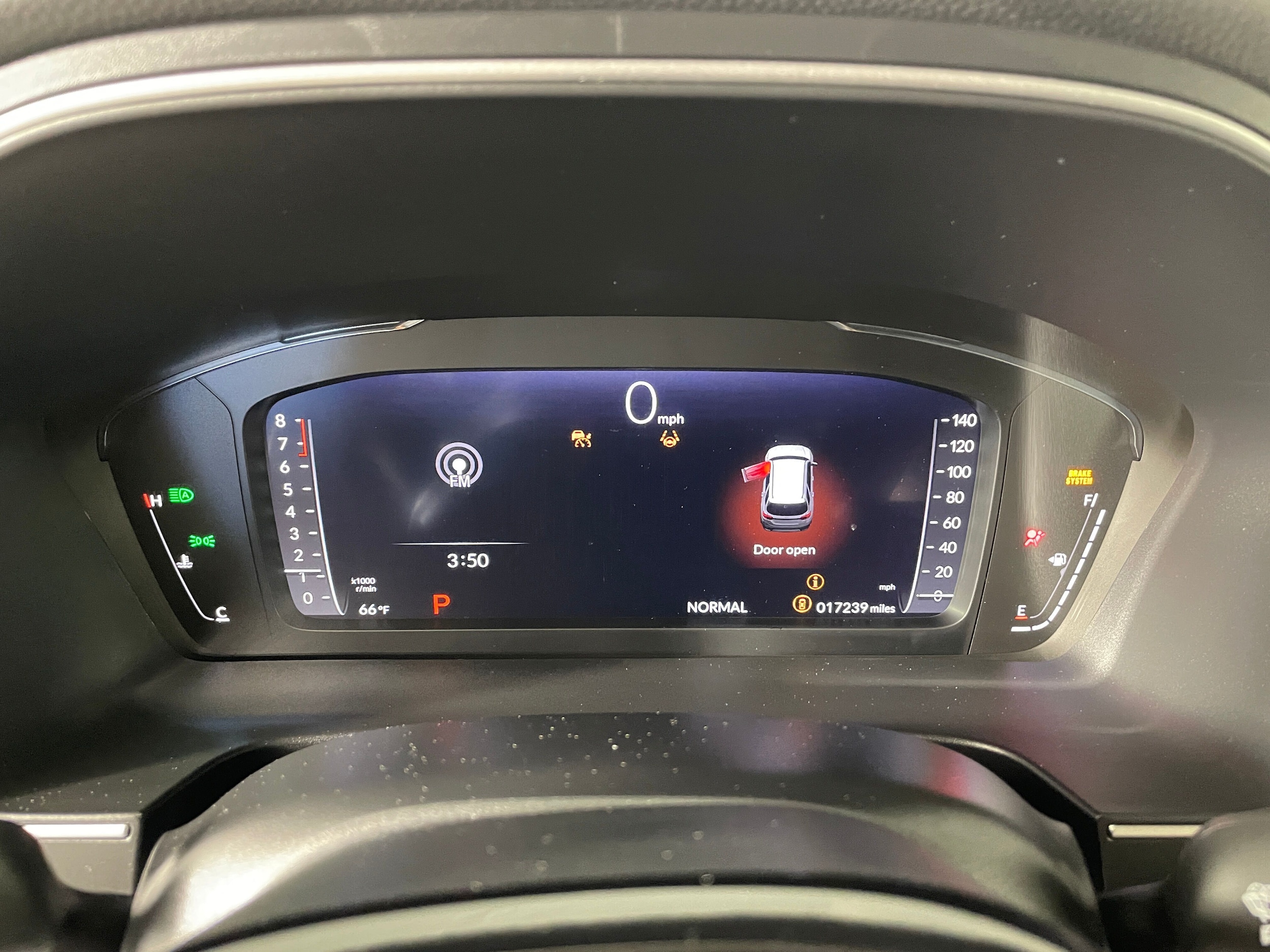 2025 Honda Pilot Elite photo 4