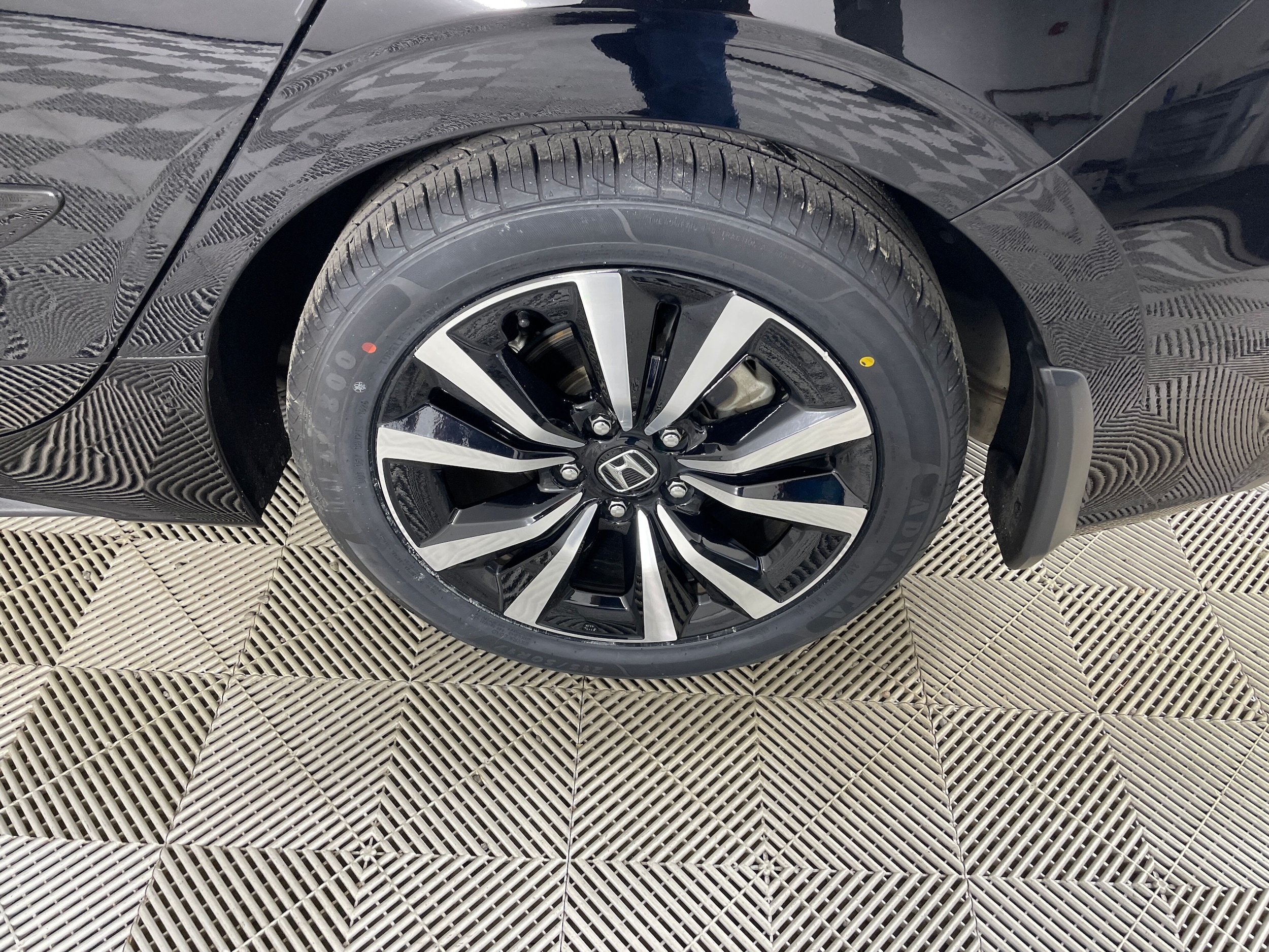2023 Honda Civic Hatchback EX-L - Photo 20