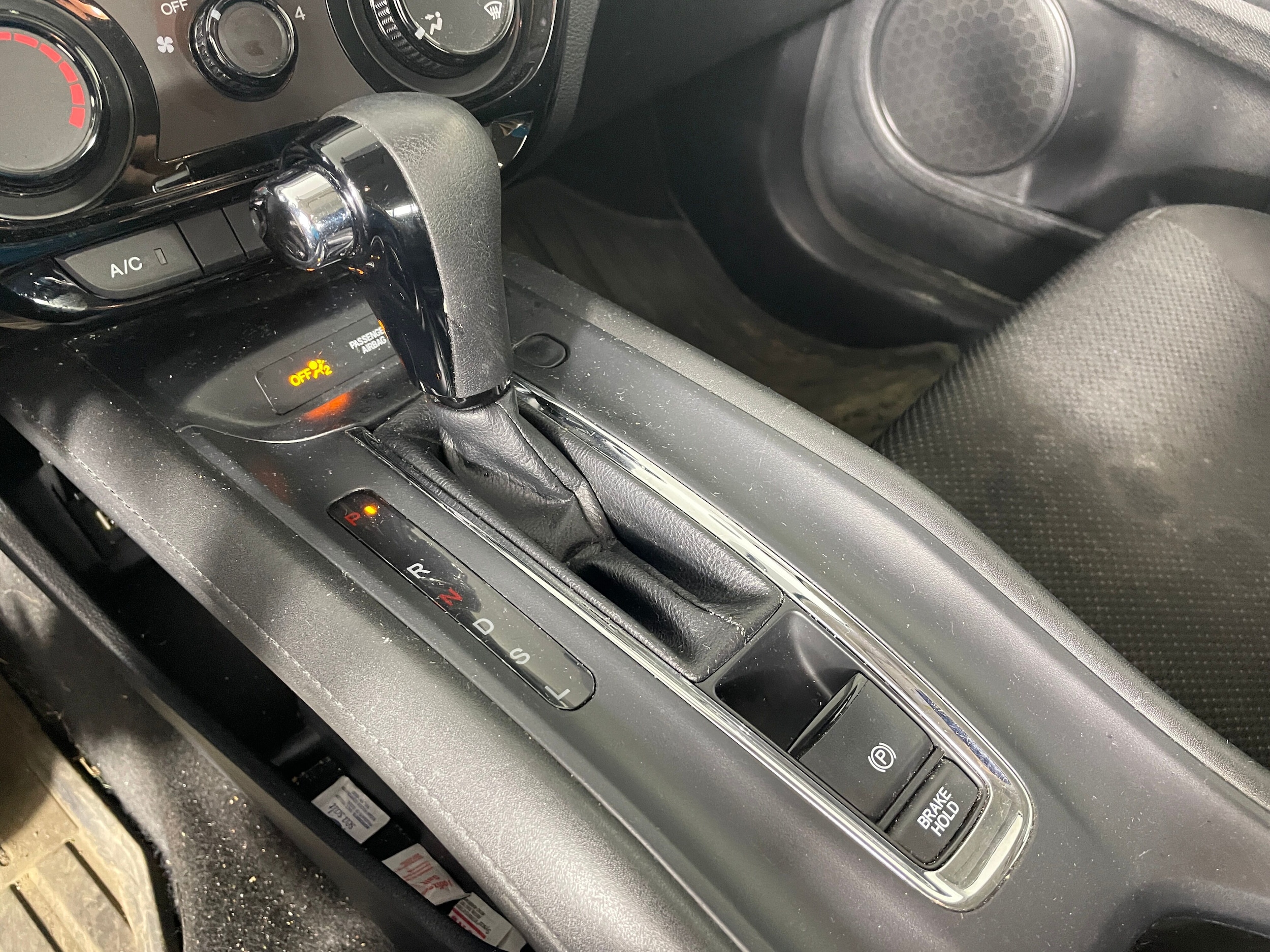 2018 Honda HR-V LX - Photo 9