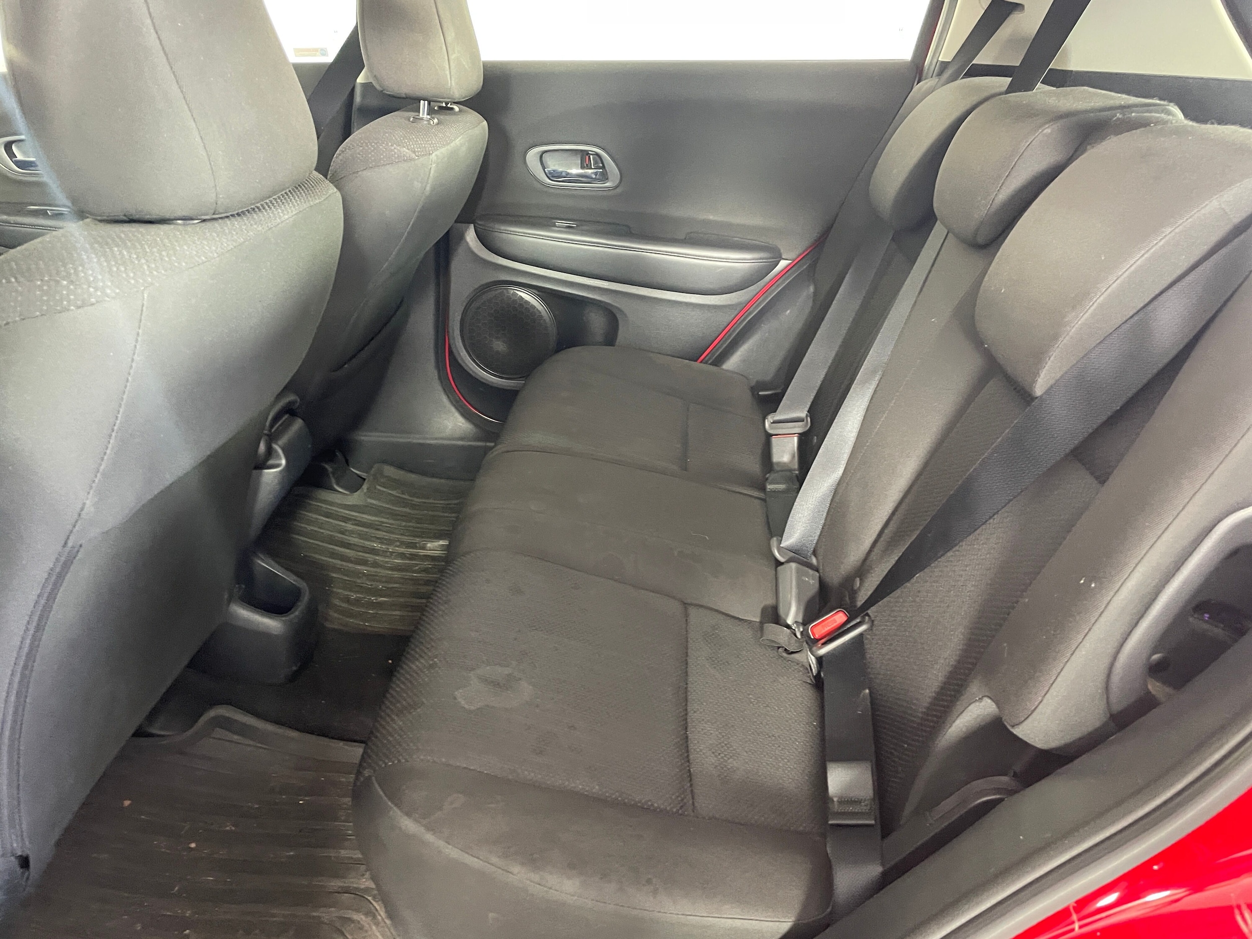 2018 Honda HR-V LX - Photo 11