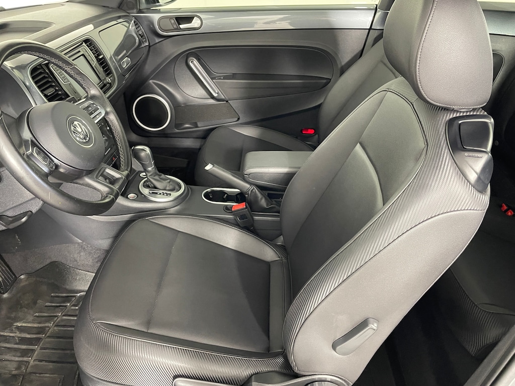 Used 2016 Volkswagen Beetle 1.8T SE Automatic PZEV Hatchback