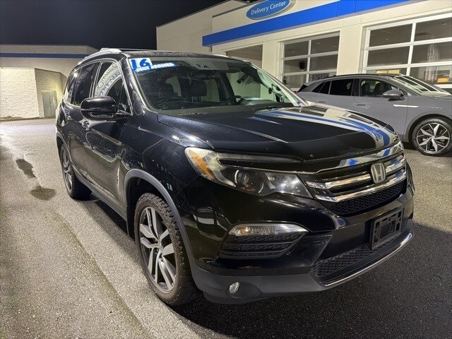 2016 Honda Pilot Elite photo 3