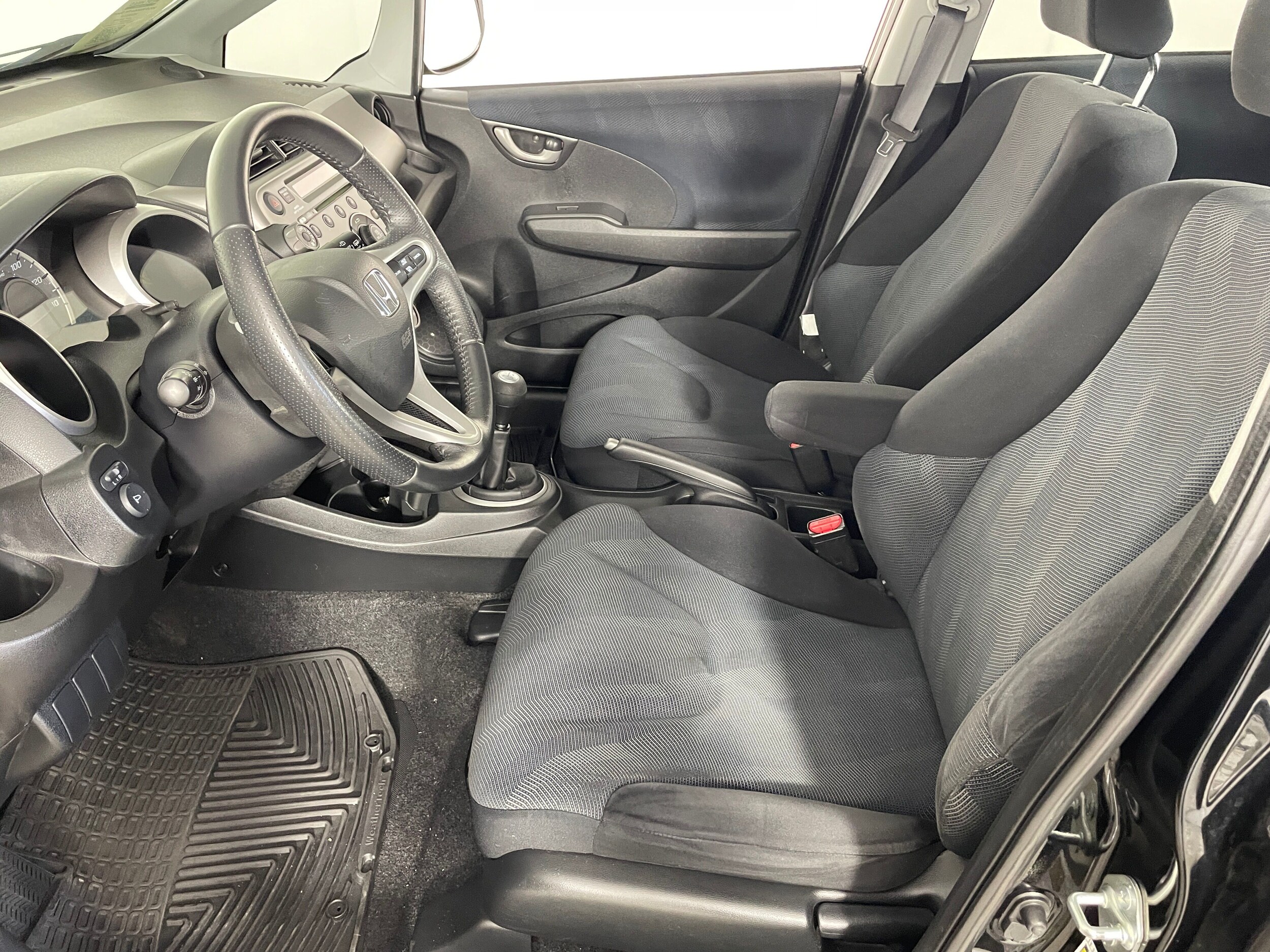 2010 Honda Fit Sport photo 2