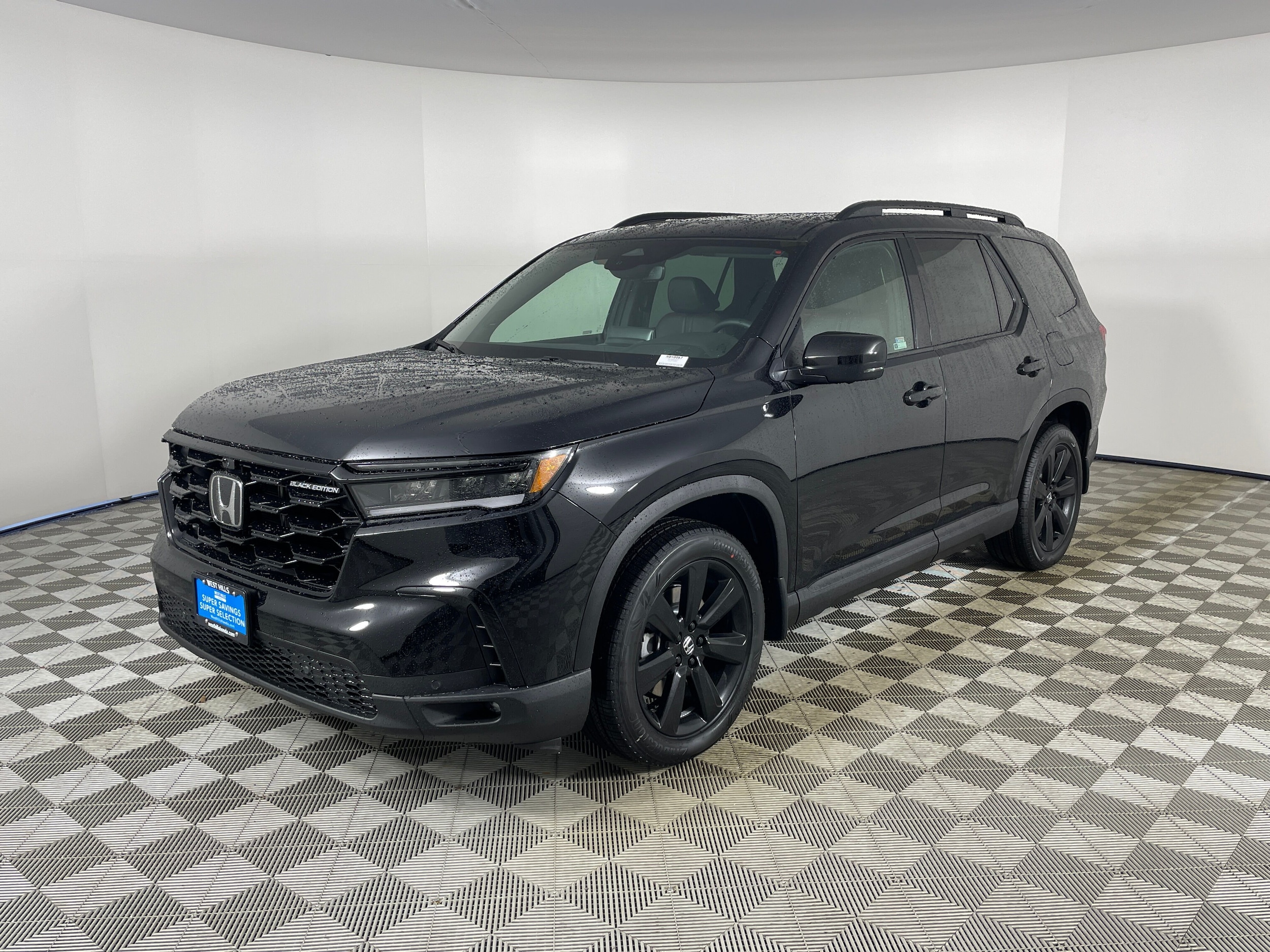 2025 Honda Pilot Black Edition's photo